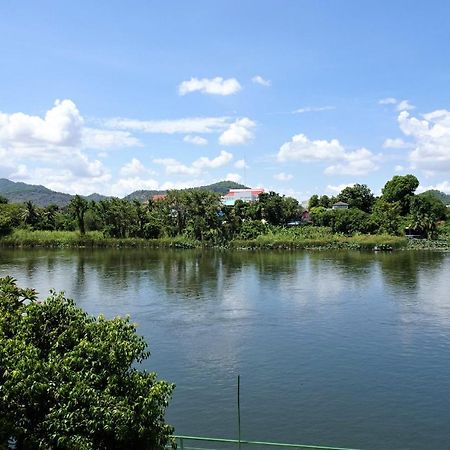 West Wonder Riverside Resort Kanchanaburi Exterior photo