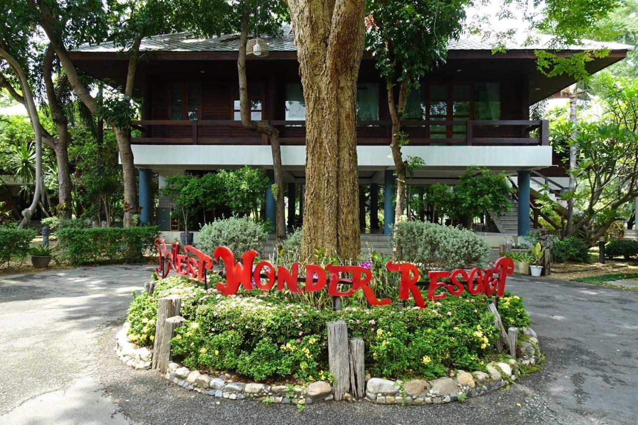 West Wonder Riverside Resort Kanchanaburi Exterior photo